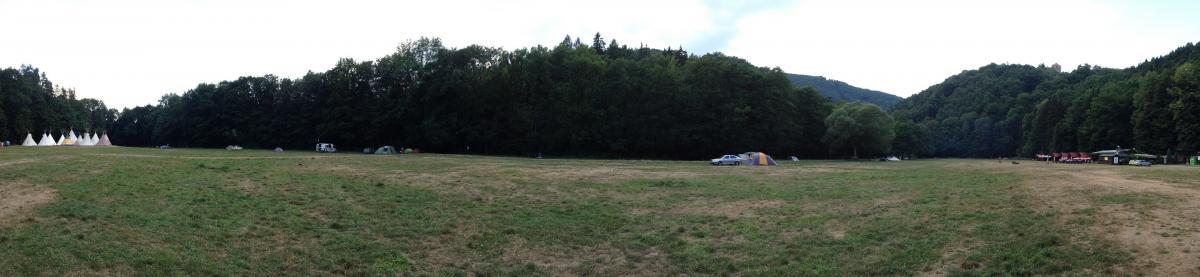 Panorama Vochtánky s řekou