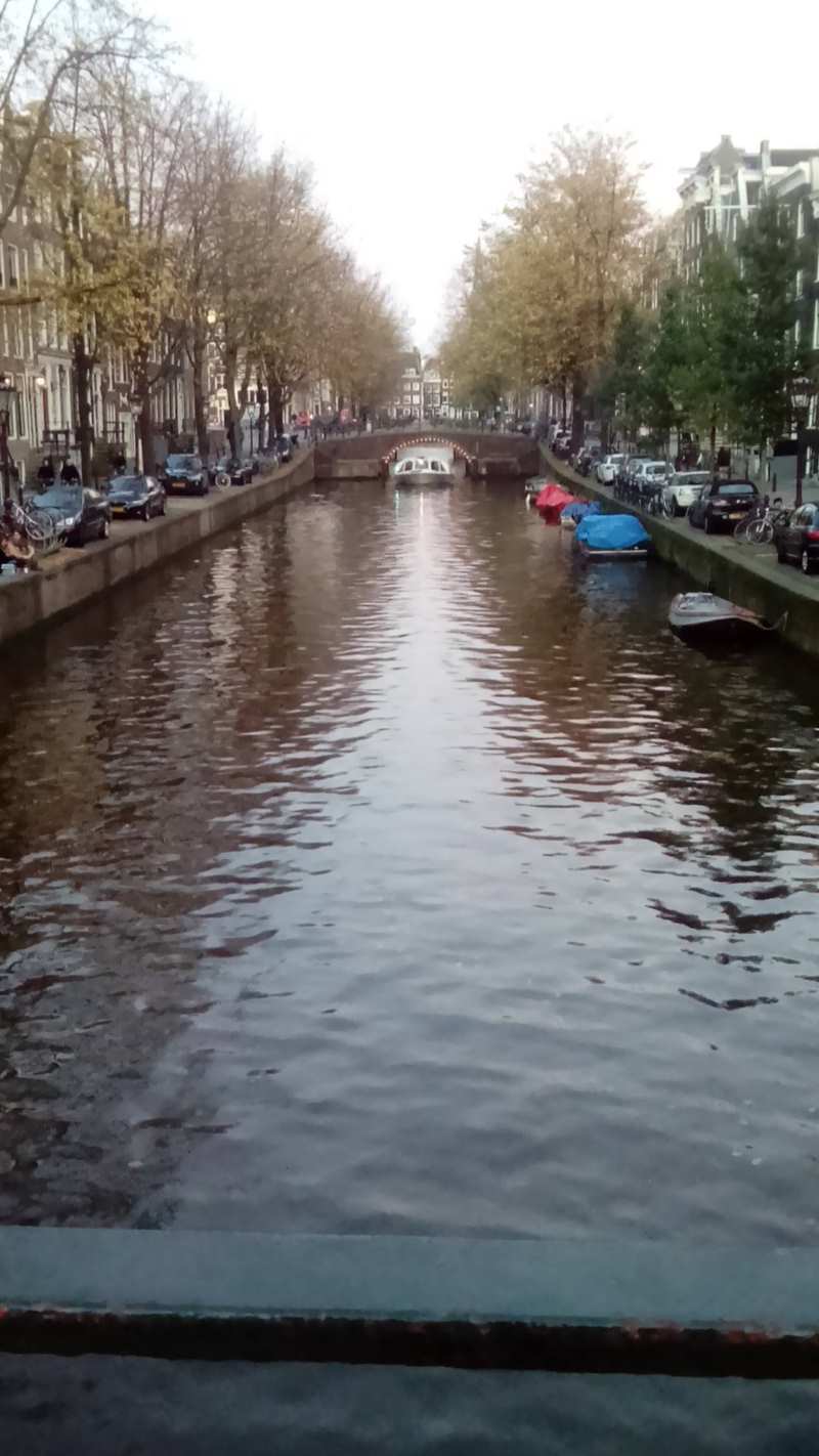 Proslulé kanály vedou napříč celým centrem města