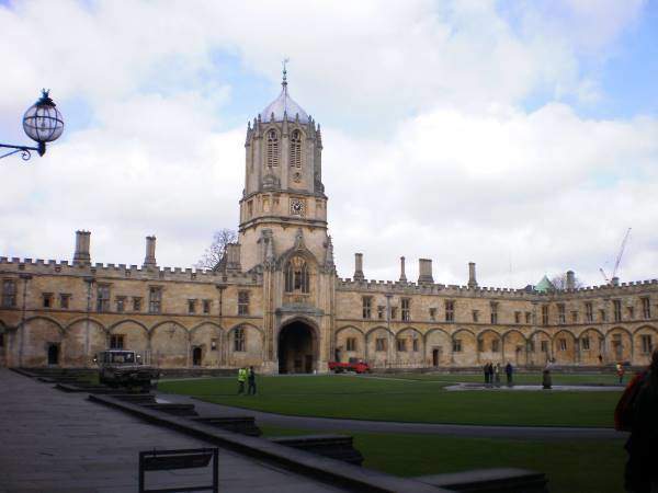 Christ church college v Oxfordu