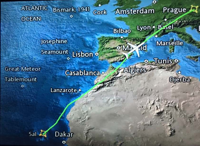 Přesná trasa našeho letu z Ostrova BoaVista a mezipřistáním na Salu do Prahy