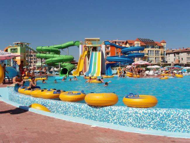 aquaplanet aquapark primorsko