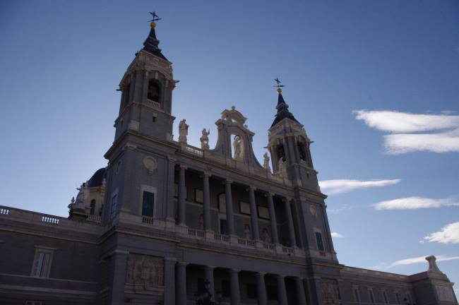 Krásná-budova-v-Madridu-Španělsko