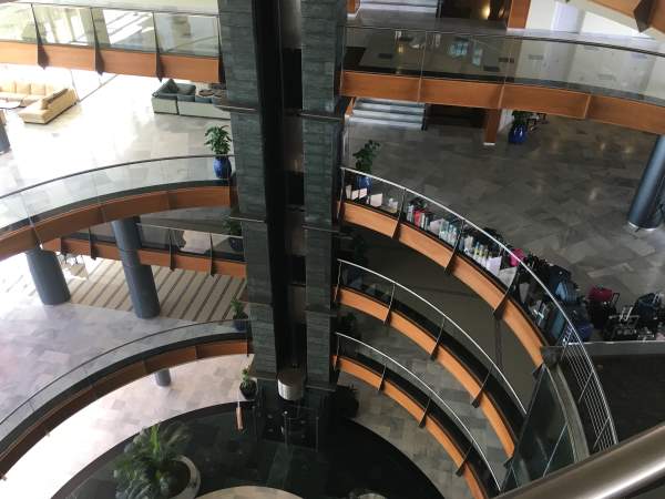 recenze a lobby s výtahem v hotelu R2 Pajara Beach recenze