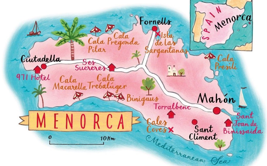 Pláže na Menorce u pobřeží ostrova